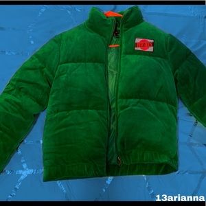 Green Velour Puffer Jacket💋 (Never Worn)